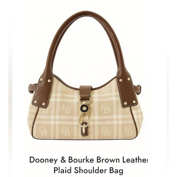 Dooney & Bourke Handbags - Dooney & Bourke purse